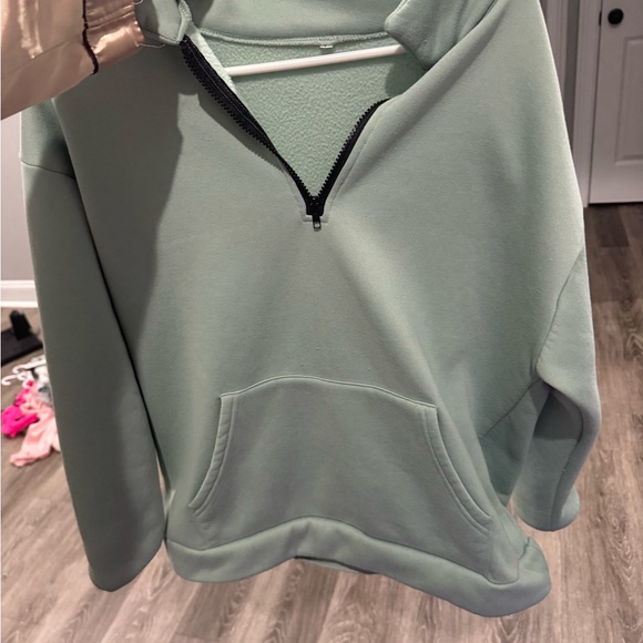 Women's Mint Green Quarter-Zip Pullover - Picture 1 of 1